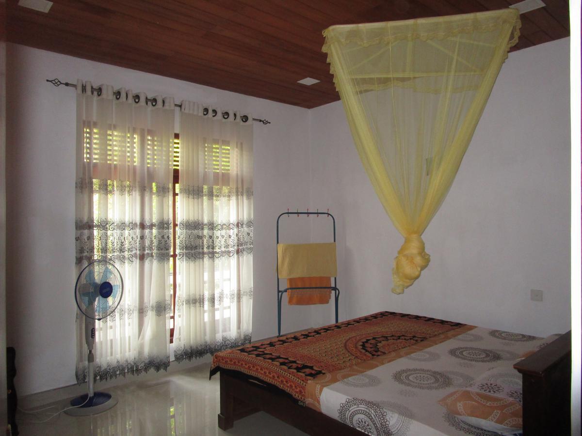 Maneesha Guest House Weligama Exterior photo
